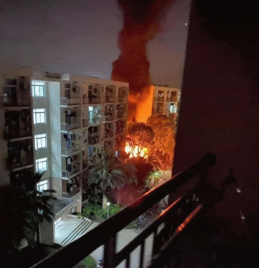 電磁爐電流過大是什么原因_電流保護(hù)中電磁型_電磁柜式小炒爐