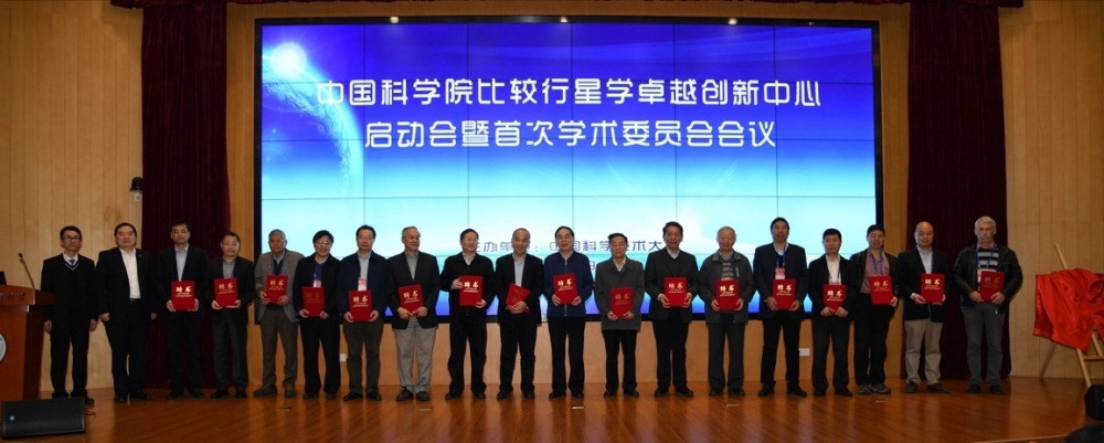 世界十大杰出物理學(xué)家圖片_杰出的物理學(xué)家手抄報_杰出的物理學(xué)家是誰