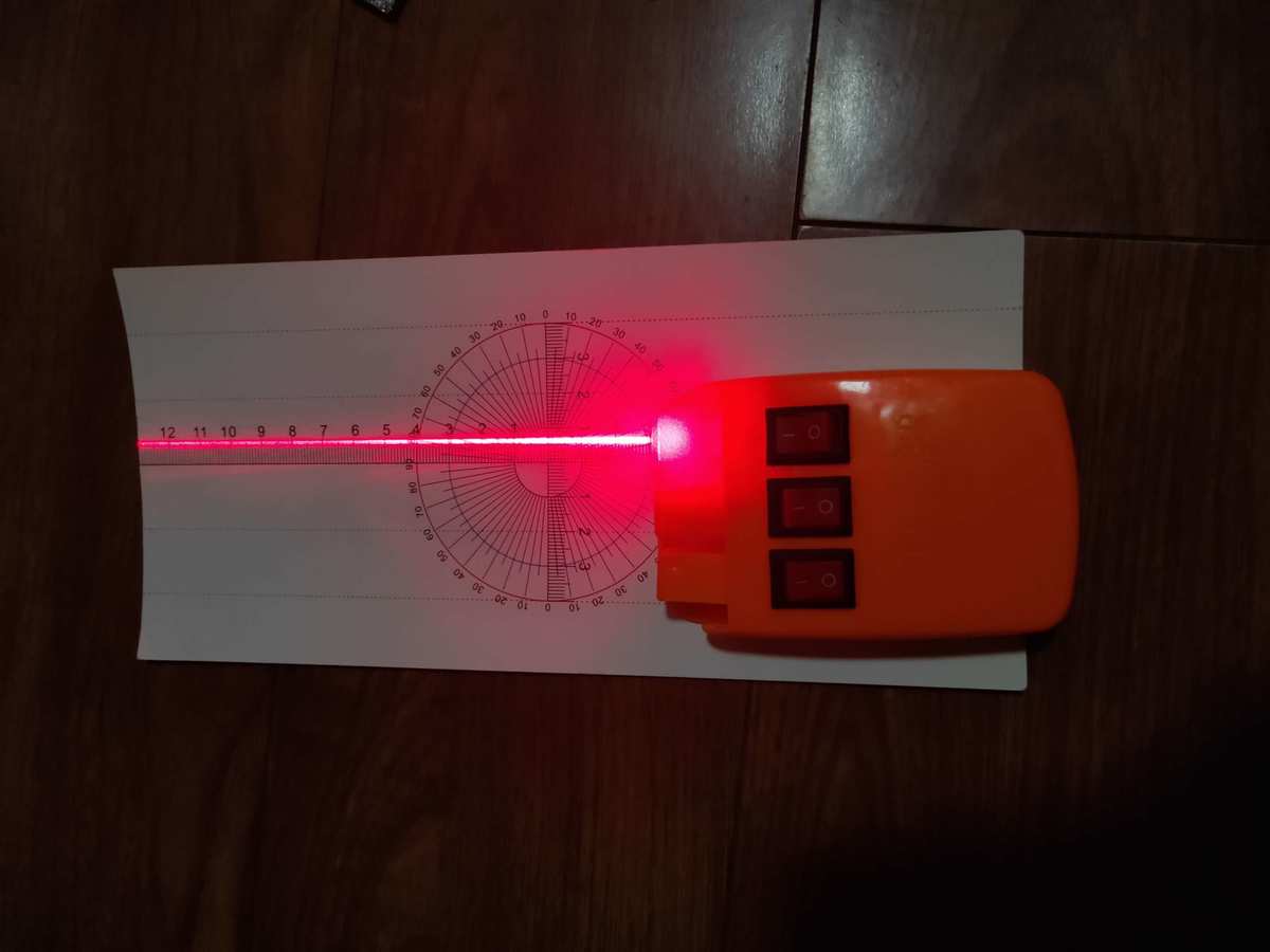 光的直線傳播實驗_直線傳播現(xiàn)象_直線傳播實驗報告總結(jié)