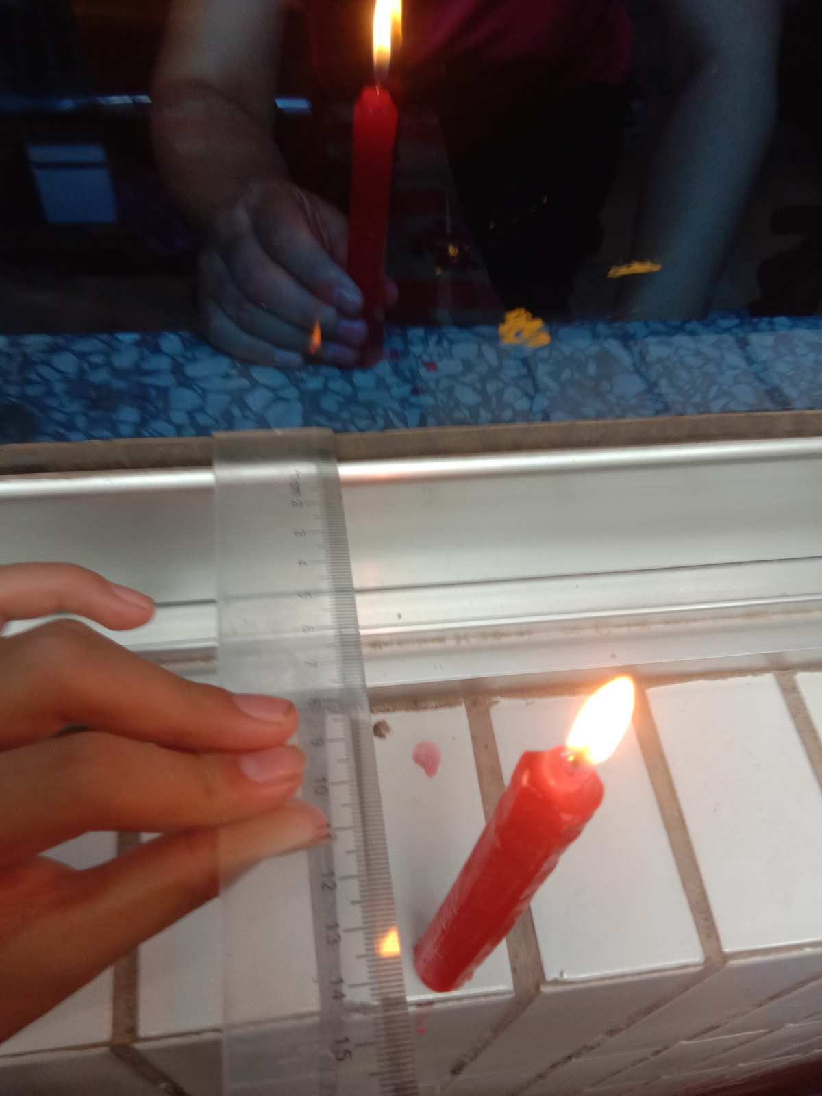 平面鏡成像的虛像和實像_成像平面鏡實像虛像的區別_平面鏡成像實像和虛像的區別