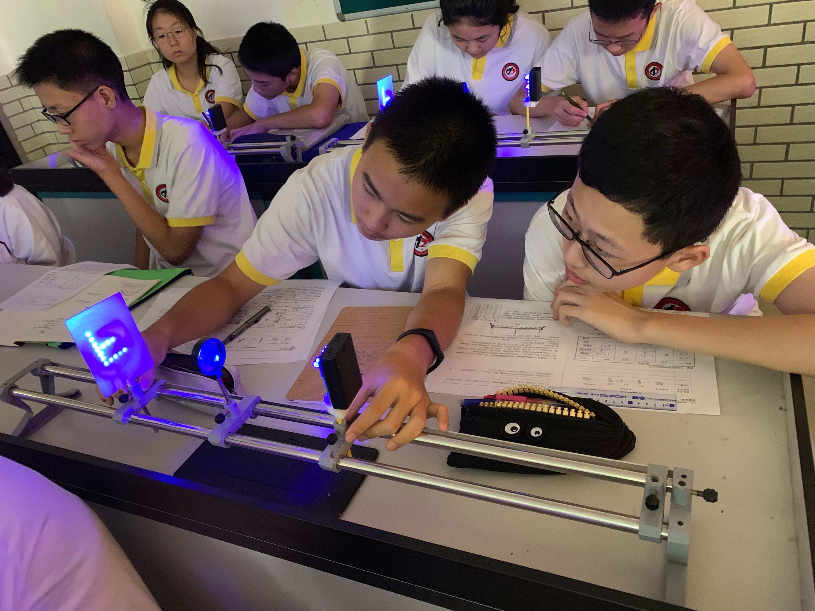成像規律凸透鏡表格_凸透鏡成像規律光路圖視頻_凸透鏡成像規律動畫演示網站