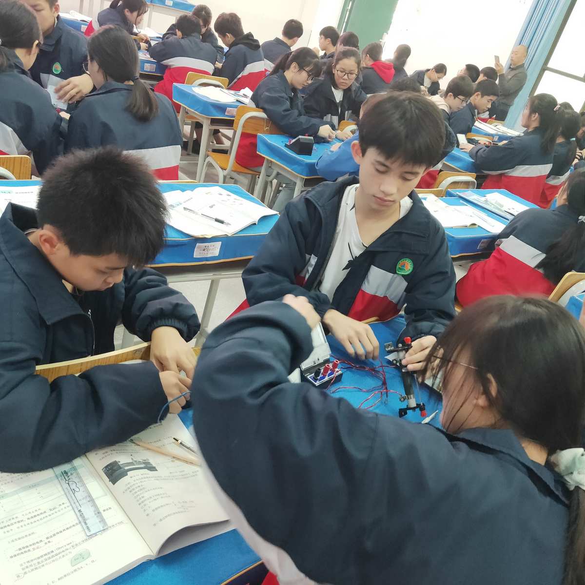 初中物理教學案例_初中物理教學案例分析100例_初中物理教學案例怎么寫