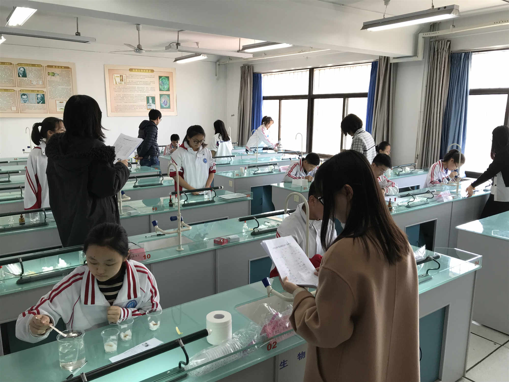 初三物理實驗操作考試視頻西昌版_物理實驗初三中考視頻_初三物理實驗考試規范操作演示