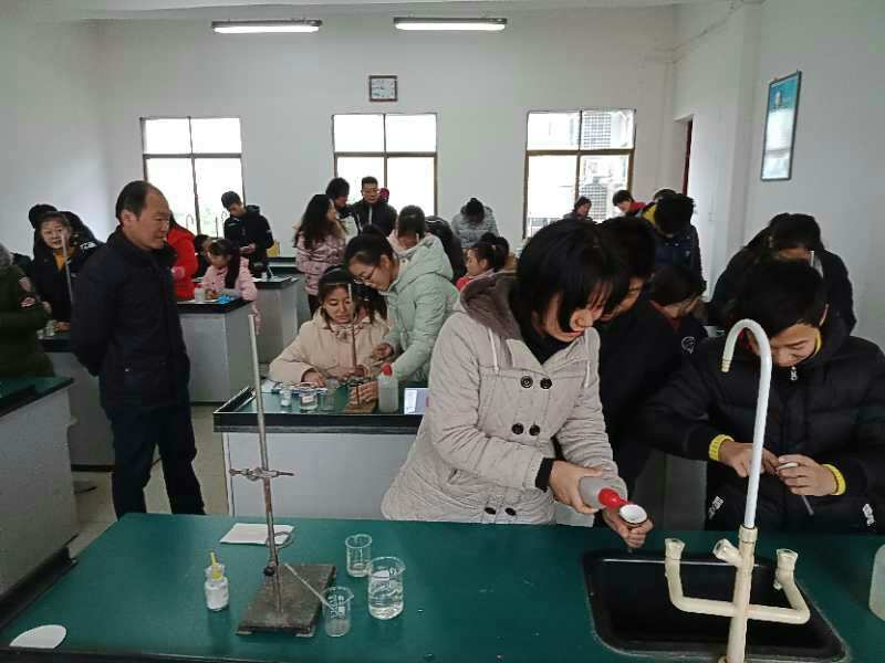 物理小實驗教案_物理教學實驗_九年級物理實驗教案