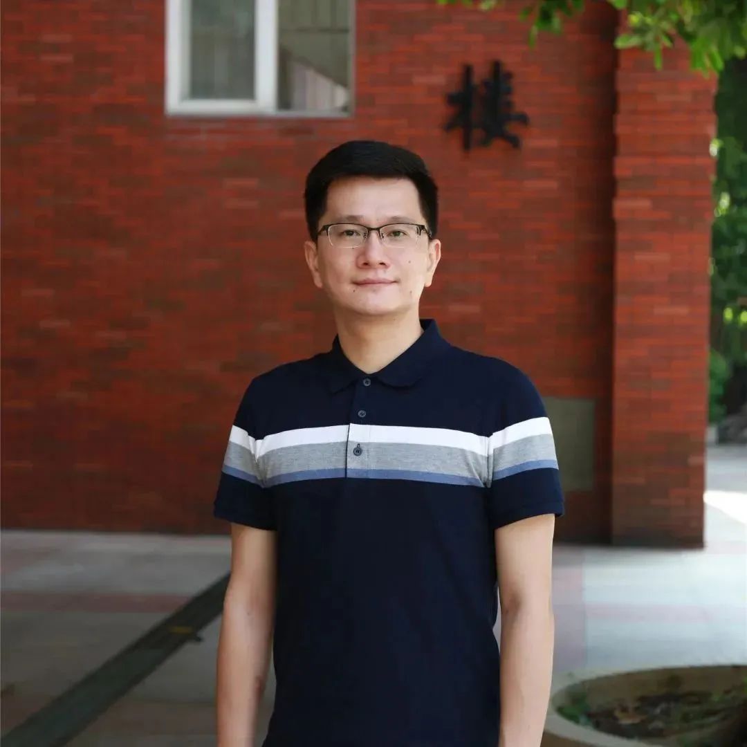 高中物理老師簡介