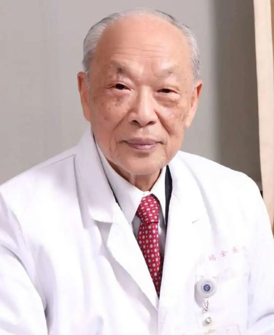 2021物理學(xué)家