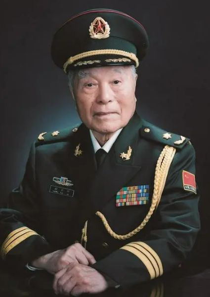 2021物理學(xué)家