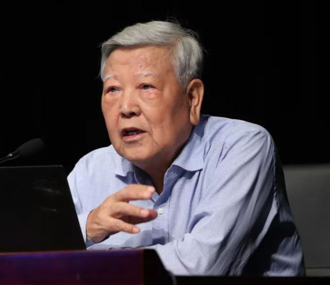 2021物理學(xué)家