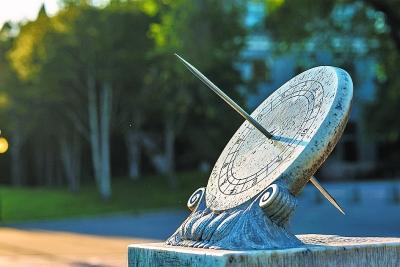 高中物理：時刻與時間間隔的區(qū)分方法及重要性