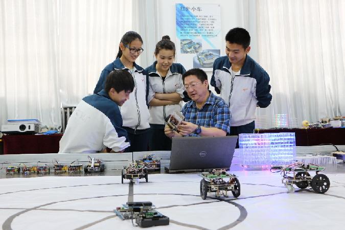 濟南六職專教師王勇進：34 年育出技藝精湛工匠，成就全國名師