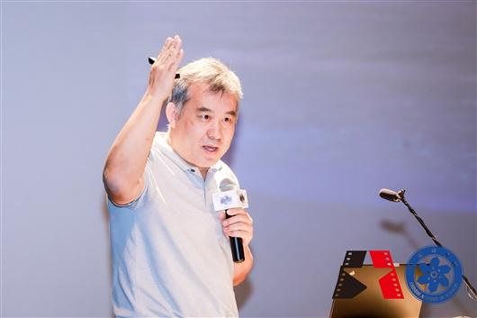 探索宇宙的貪吃蛇物理學(xué)：關(guān)于大自然的事情