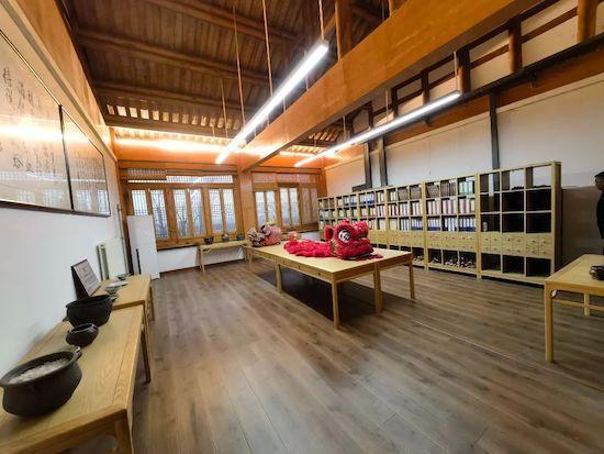 浙江 150 余位天之驕子提前邁進頂尖學(xué)府，學(xué)軍中學(xué)保送生熱心指導(dǎo)學(xué)弟學(xué)妹