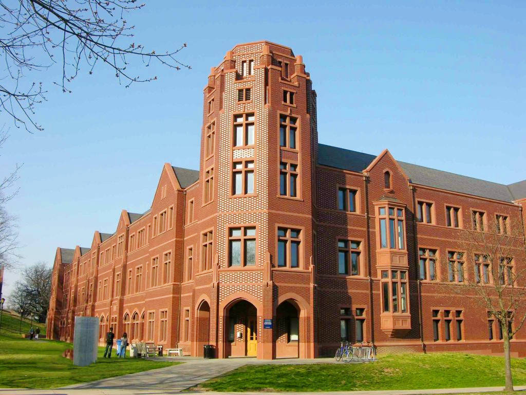 哈佛大學(xué)：美國最古老的私立高等學(xué)府，世界排名前十的名牌大學(xué)