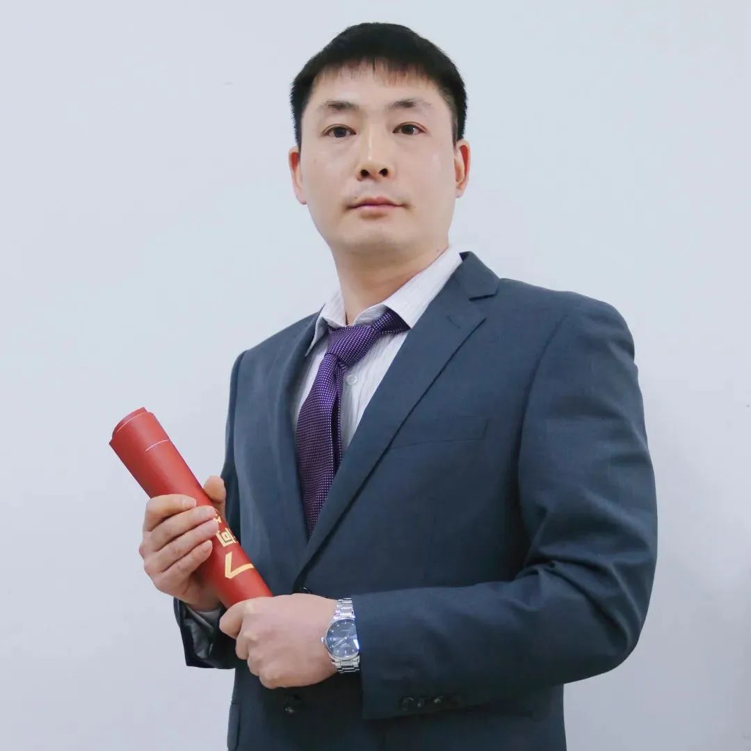 三峽藝術(shù)高中物理