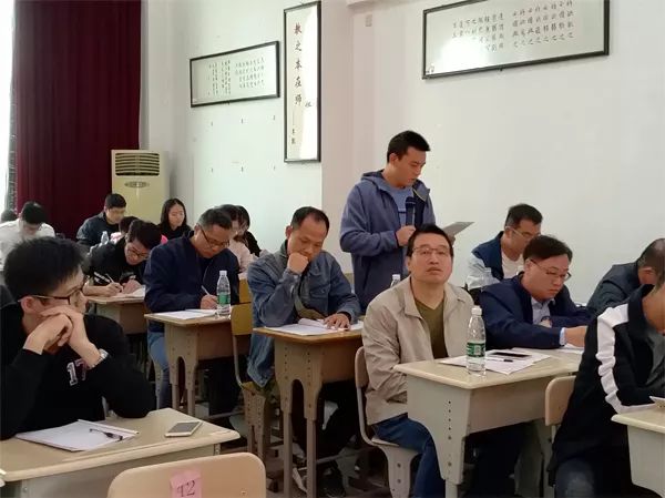 初中物理生活中的透鏡
