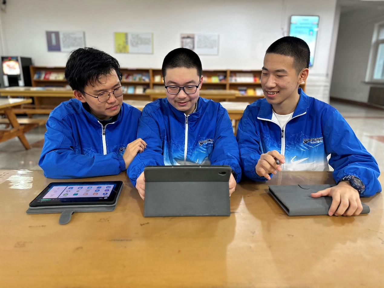東北育才學校斬獲1金2銀2銅！3名學霸分享物理競賽攻略，速來圍觀