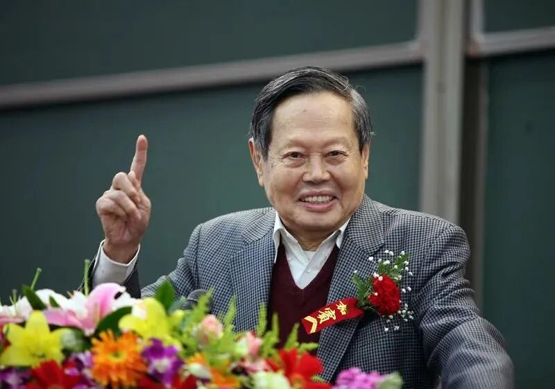 紀念核物理學家王淦昌文集