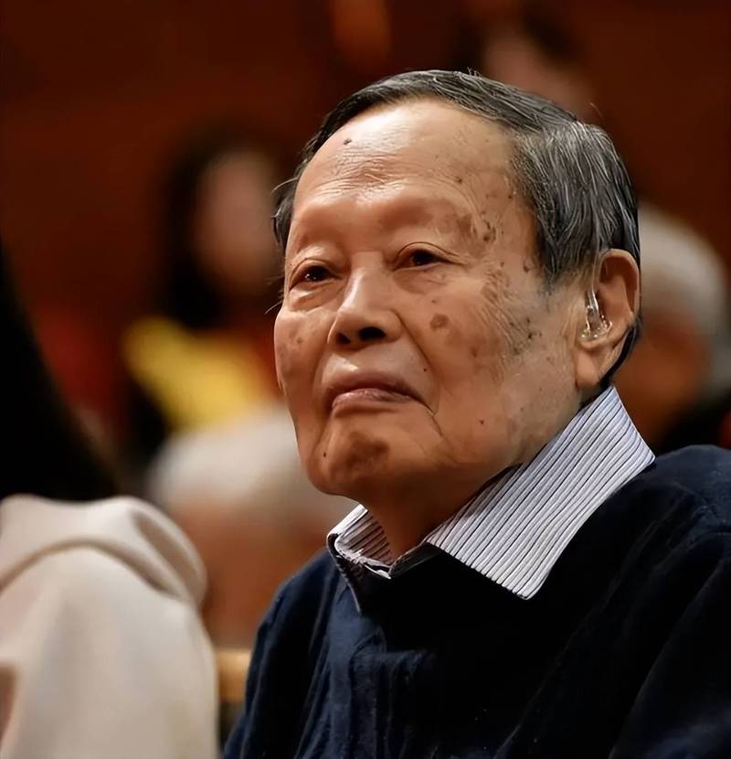 紀念核物理學家王淦昌文集